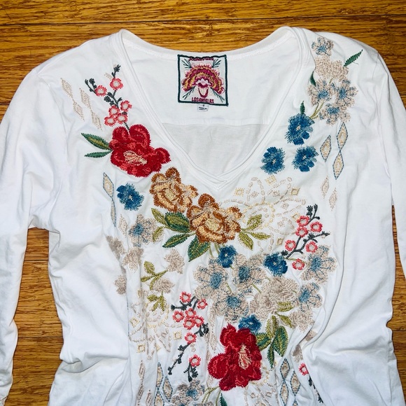 JOHNNY WAS TOP SMALL - Picture 3 of 3